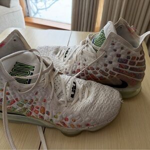 Nike LeBron 17 "Air Command Force" size 14